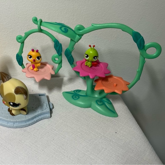 LITTLEST PET SHOP lot. McDonald’s. Plus Two other sets. - Picture 6 of 9